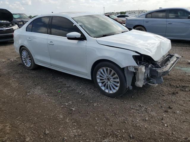 Vin: 3vwdb7aj8hm328123, lot: 55667405, volkswagen jetta se 20174