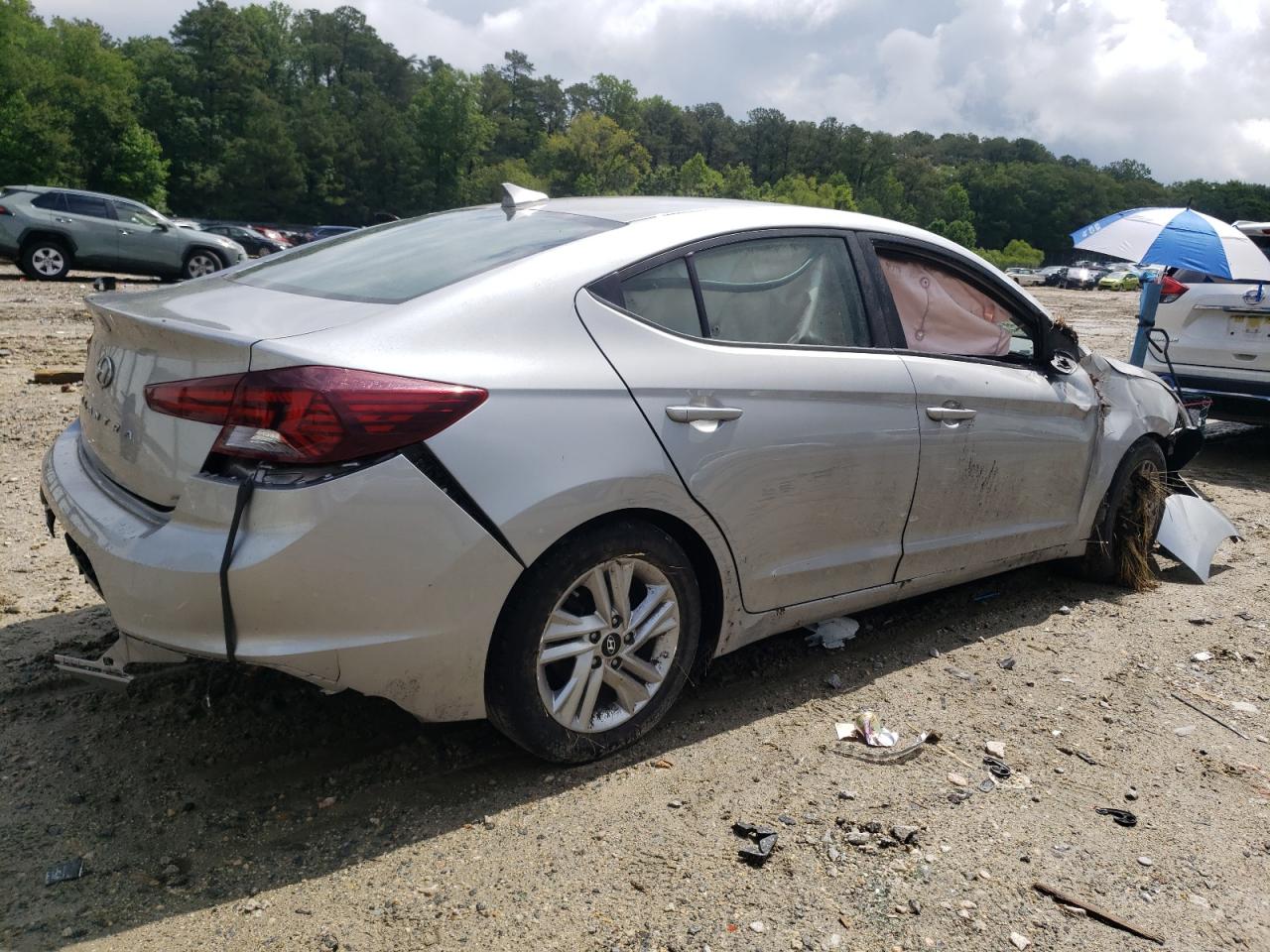 Hyundai Elantra se 2020