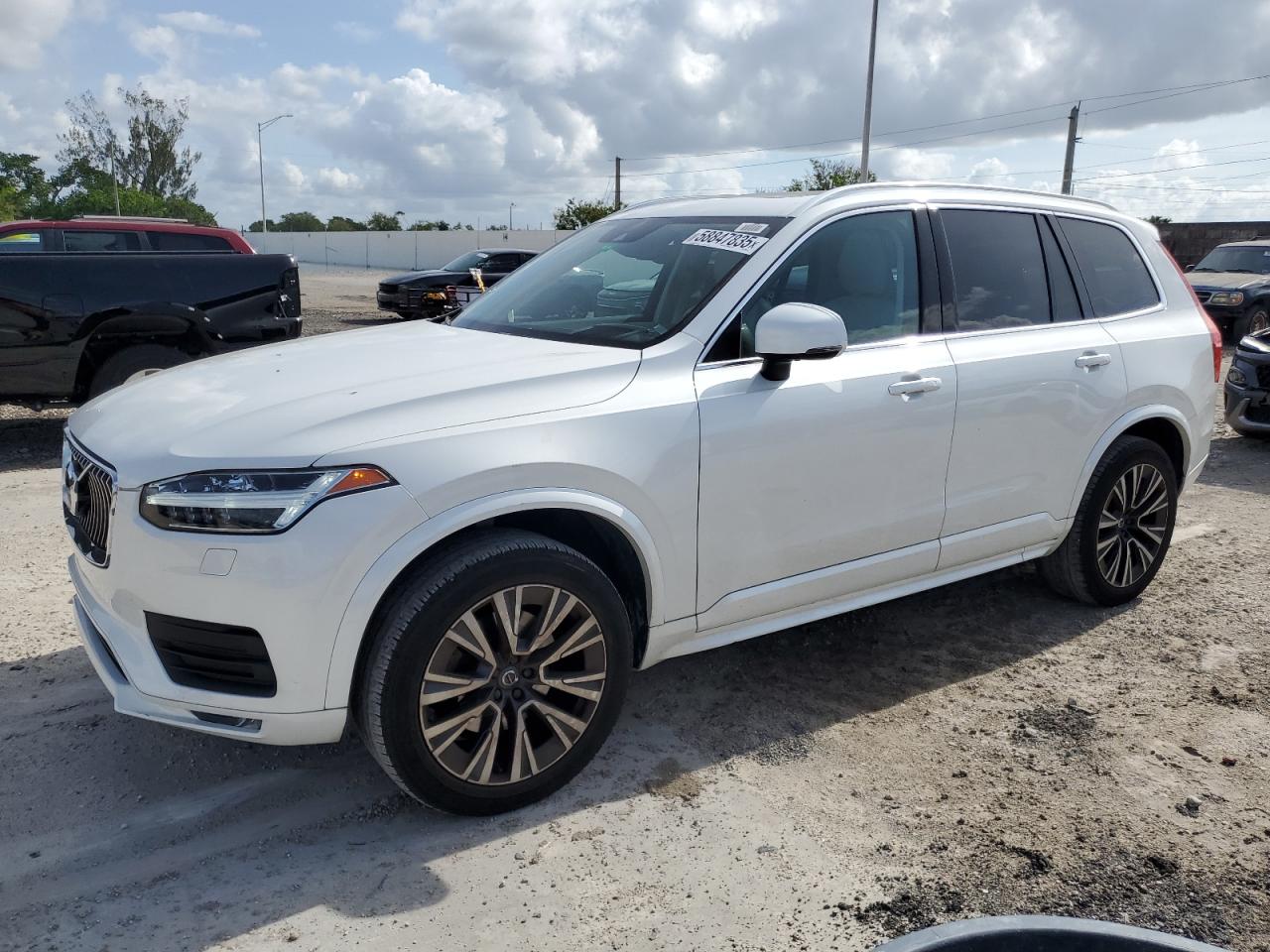 VOLVO XC90 T5 MOMENTUM