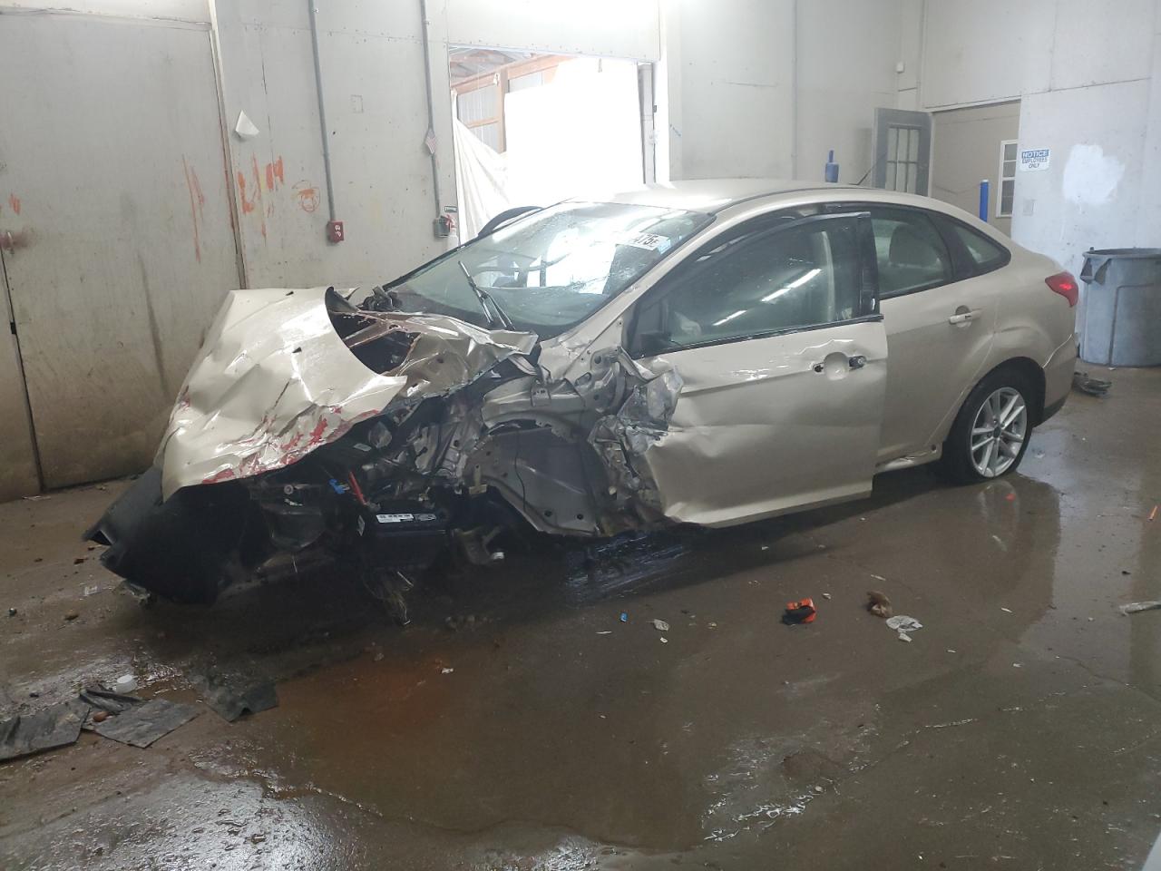 FORD FOCUS SE