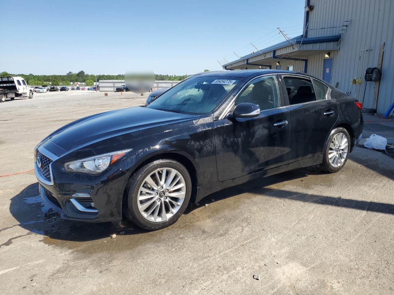INFINITI Q50 LUXE