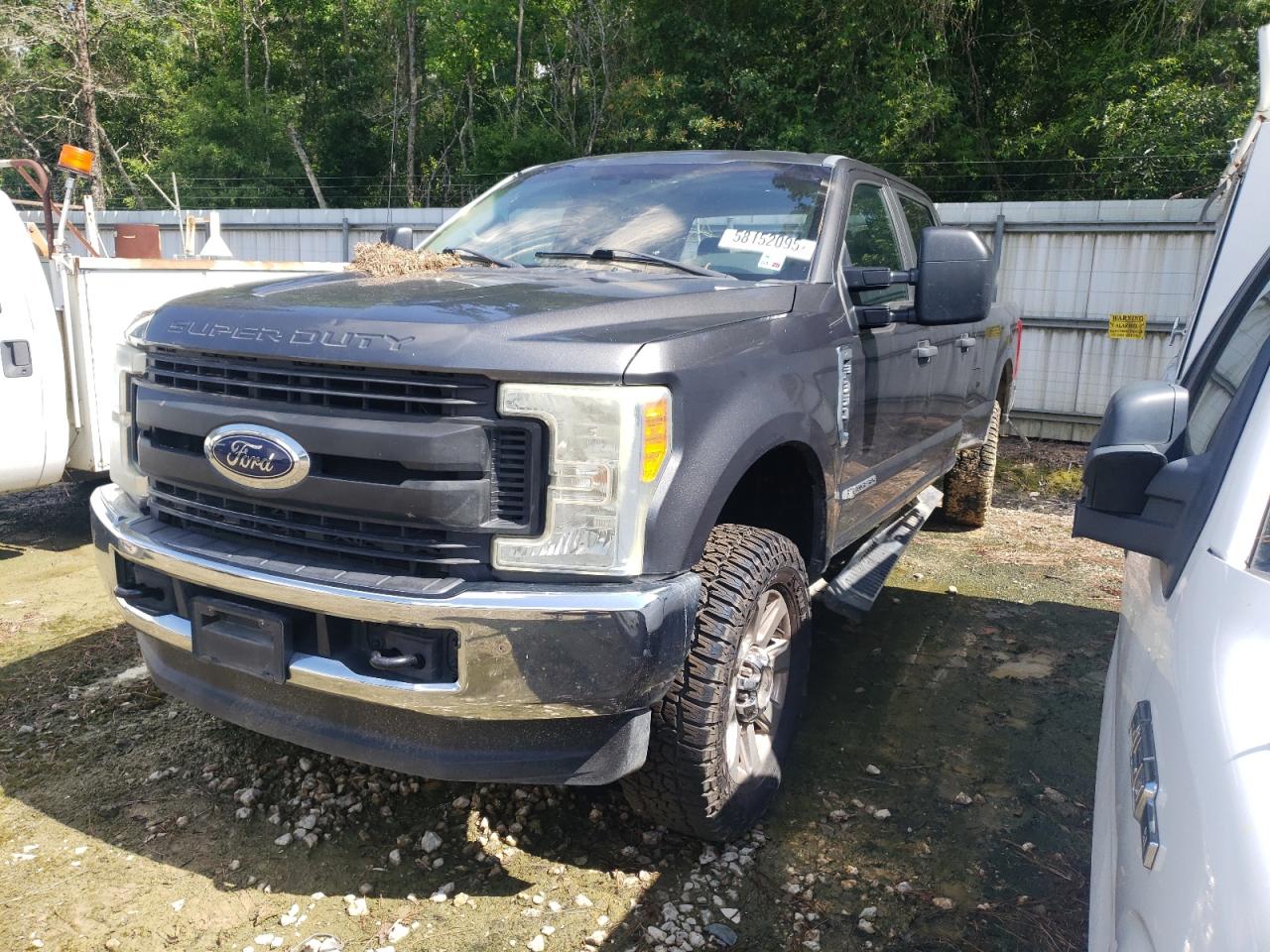 FORD F-350 SUPER DUTY