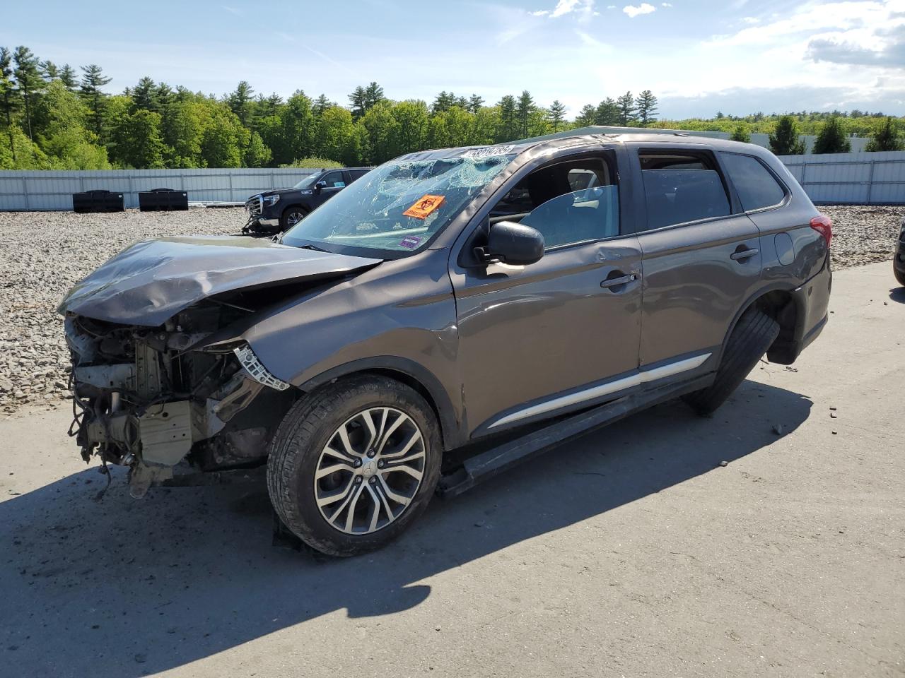 MITSUBISHI OUTLANDER ES