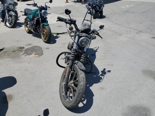 2018 HARLEY-DAVIDSON XL883 IRON 1HD4LE23XJC423504
