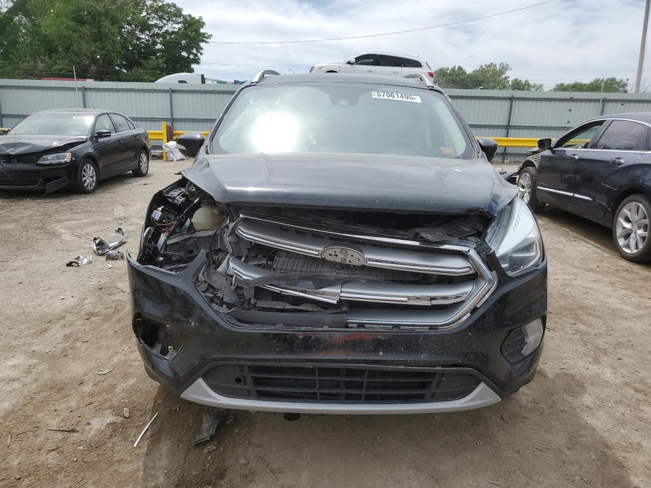 FORD ESCAPE TITANIUM