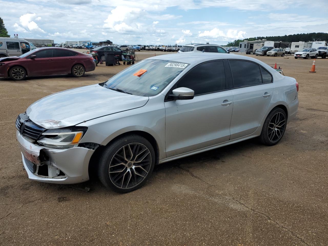 VOLKSWAGEN JETTA SE
