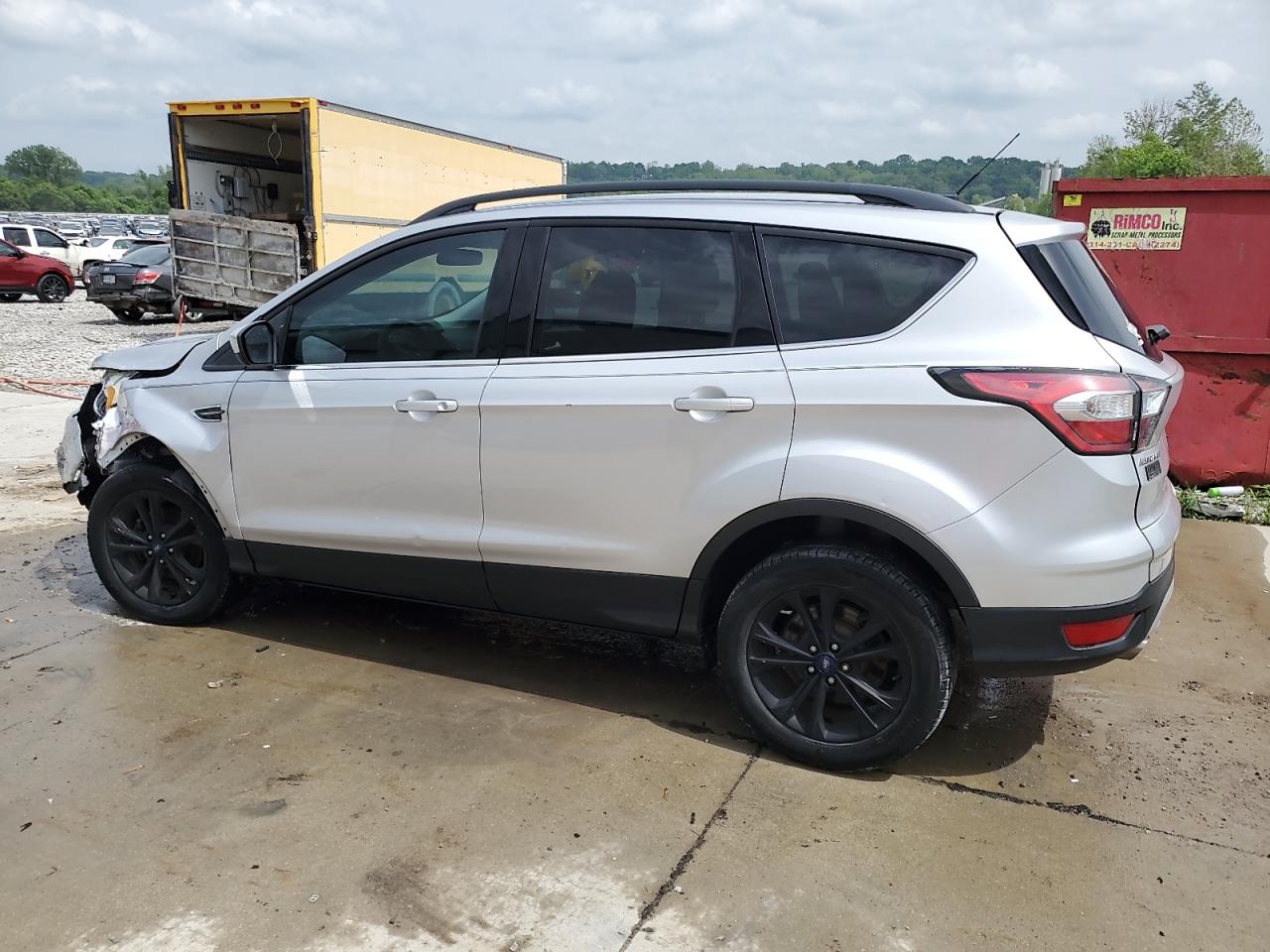 FORD ESCAPE SE