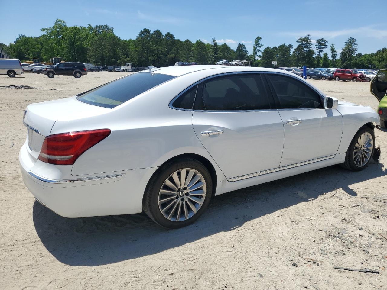 HYUNDAI EQUUS SIGNATURE