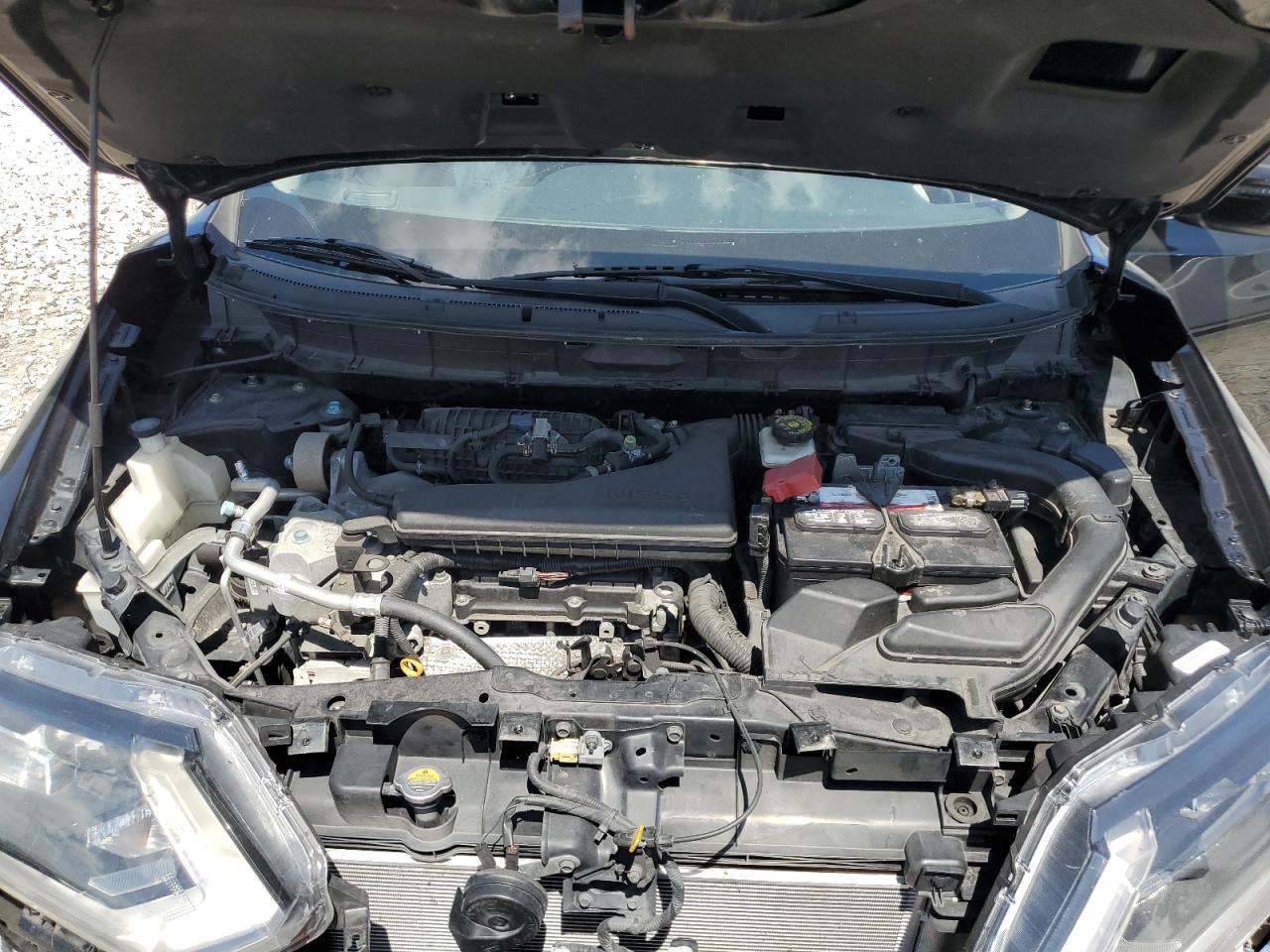 Nissan Rogue s 2018