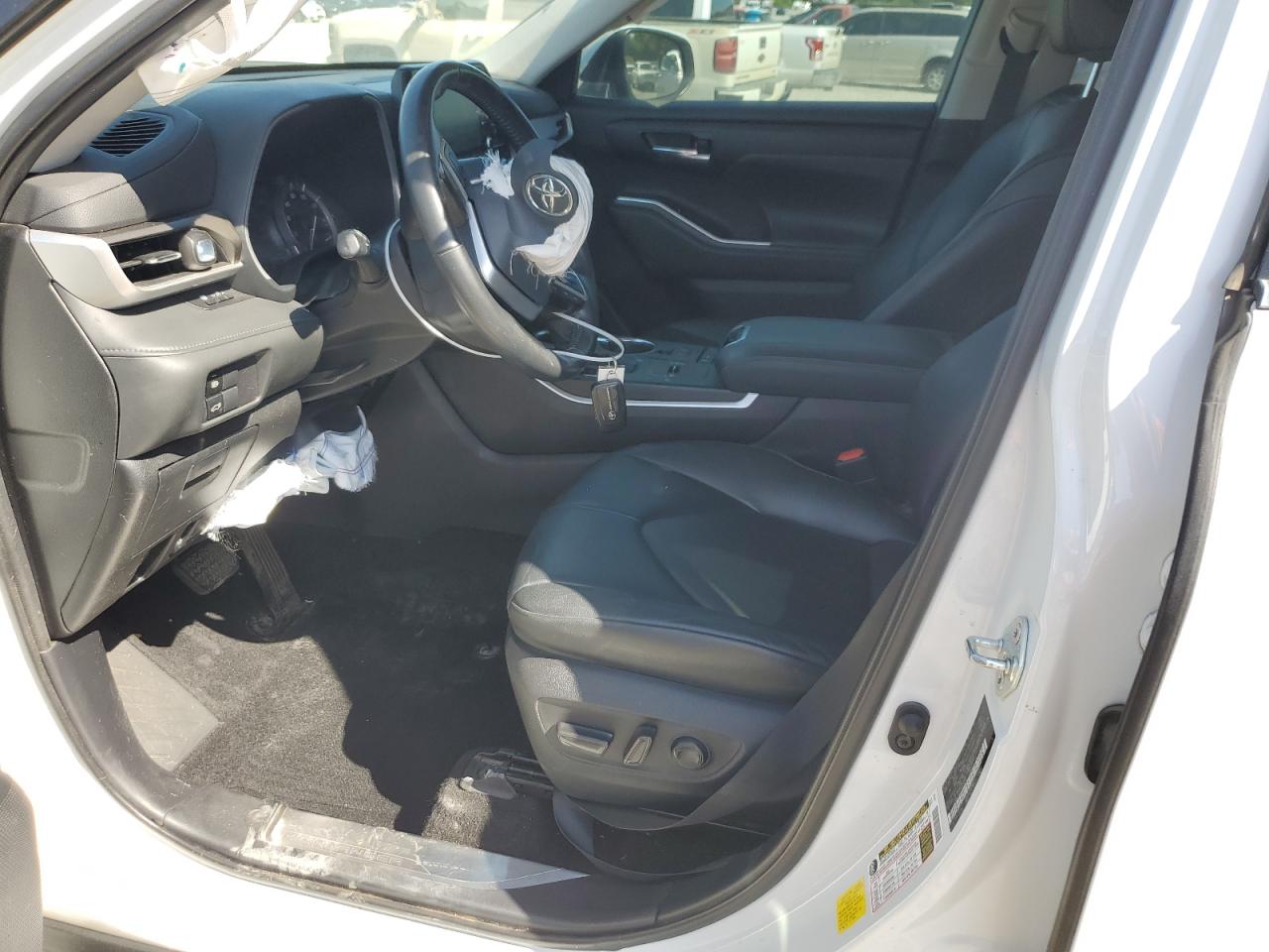 TOYOTA HIGHLANDER XLE