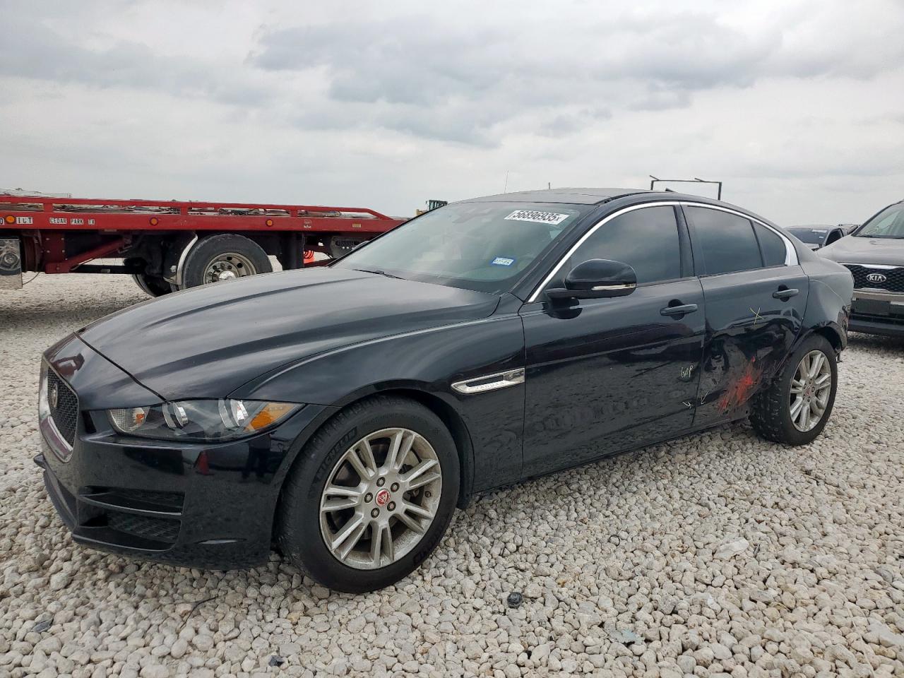 JAGUAR XE PREMIUM