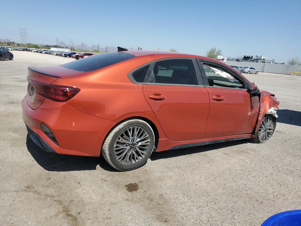 KIA FORTE GT LINE