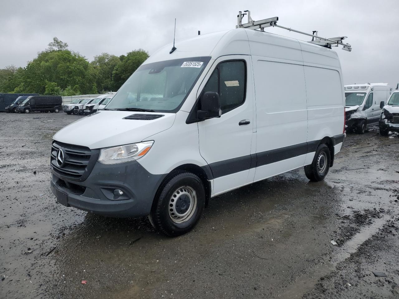 MERCEDES-BENZ SPRINTER 2500