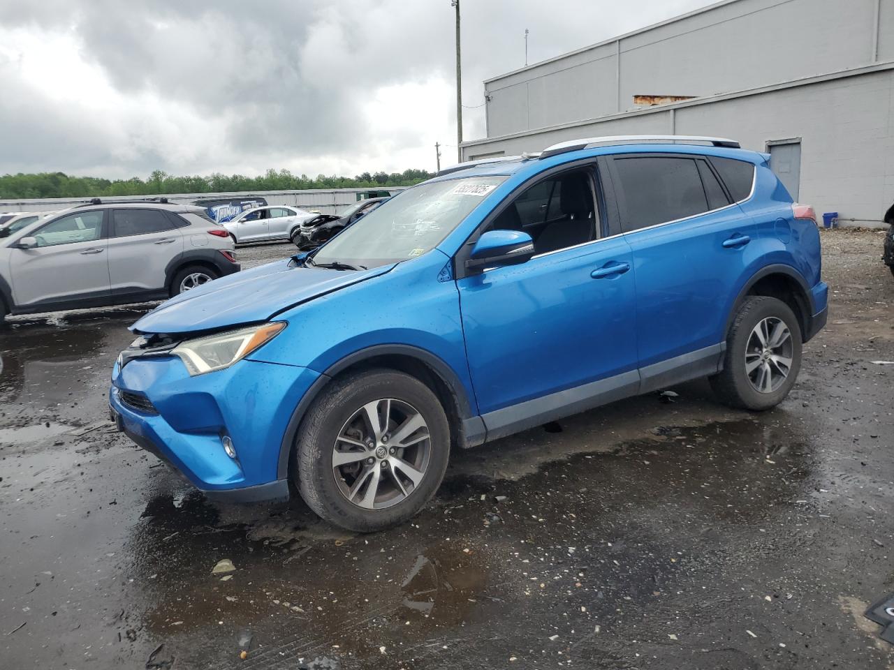 TOYOTA RAV4 XLE