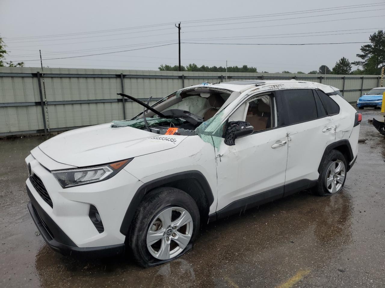 TOYOTA RAV4 XLE