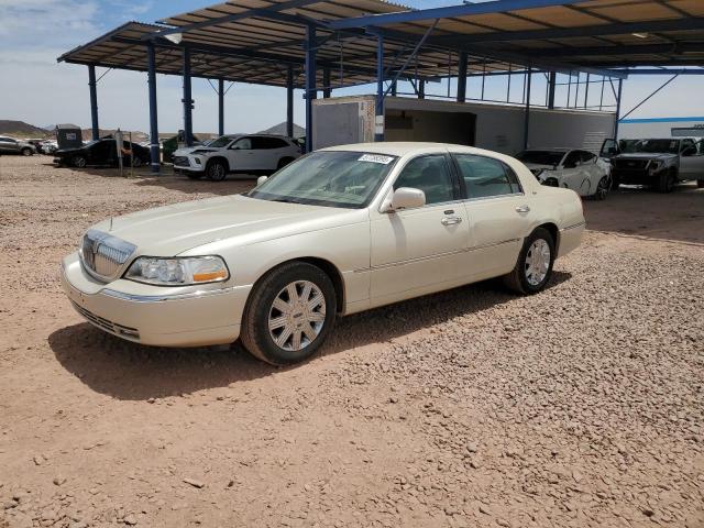LINCOLN TOWN CAR C 2003 two tone sedan 4d gas 1LNHM83WX3Y625786 photo #1