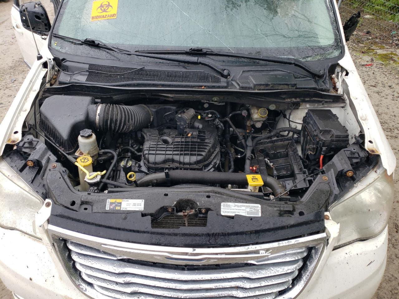 CHRYSLER TOWN & COUNTRY TOURING