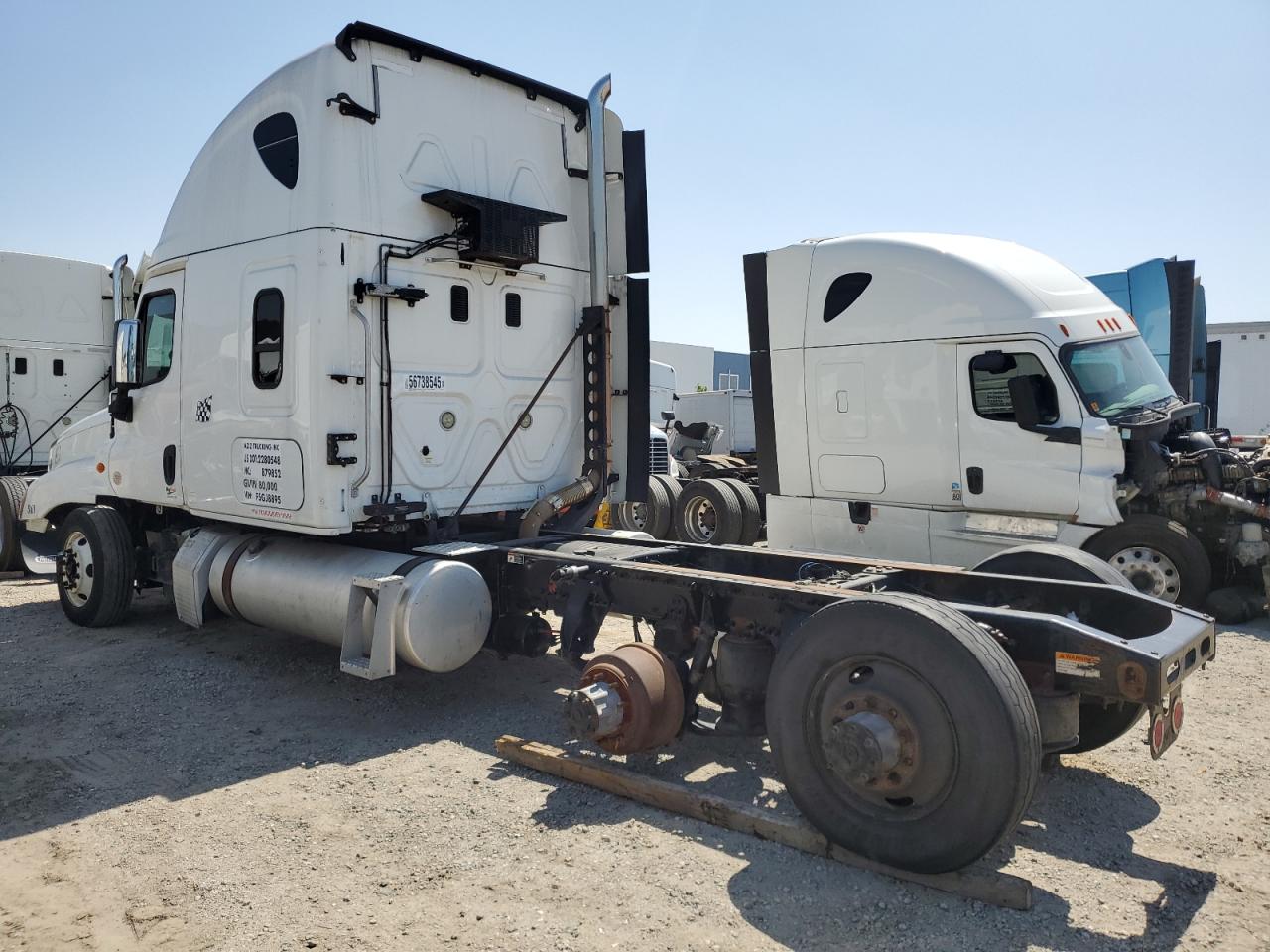 Lot #3263777728 2015 FREIGHTLINER CASCADIA