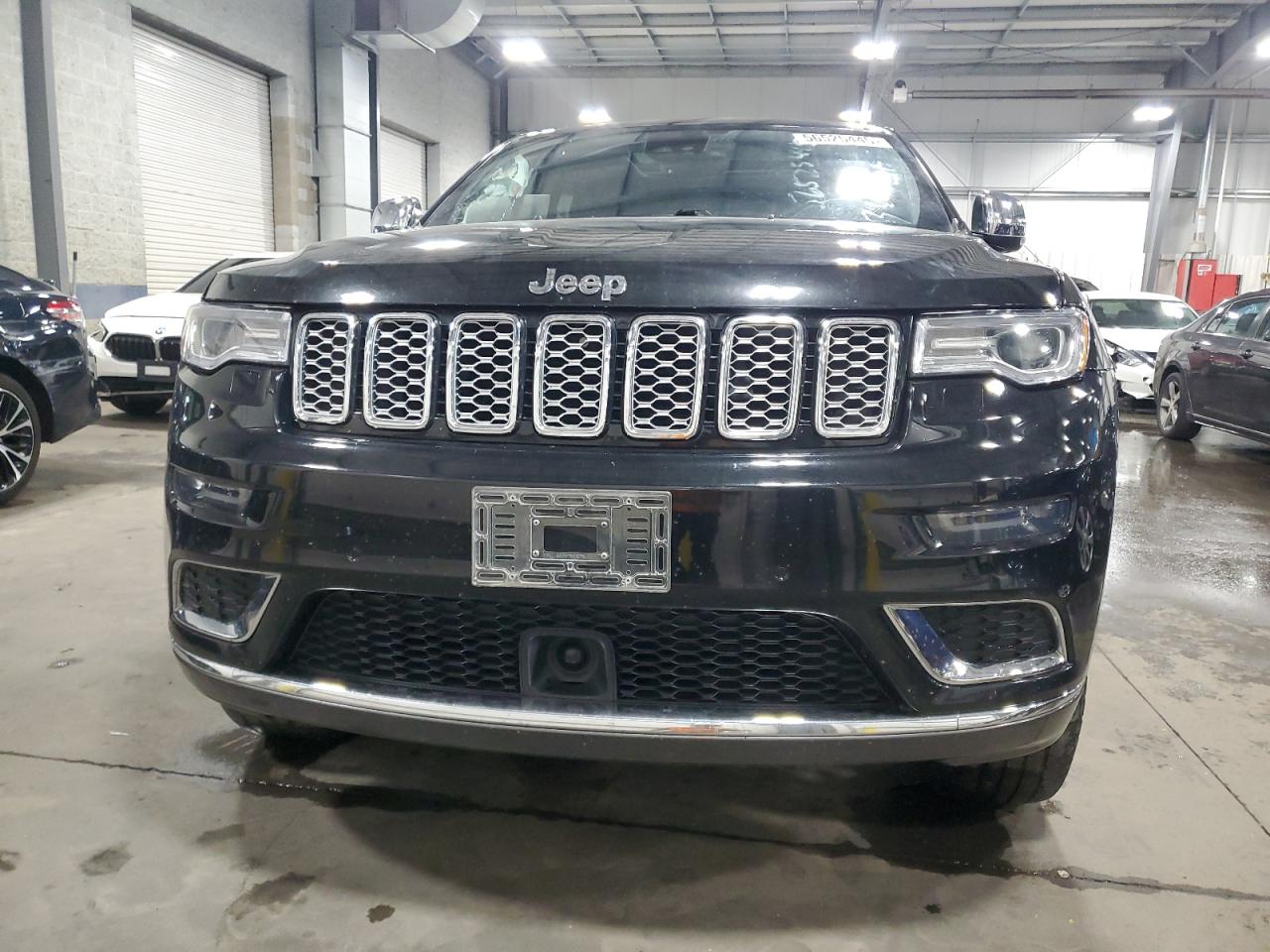 JEEP GRAND CHEROKEE SUMMIT