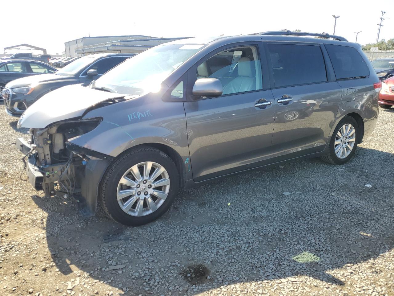 TOYOTA SIENNA XLE