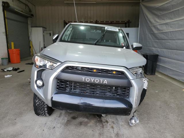 2019 TOYOTA 4RUNNER SR - JTEBU5JR3K5736262