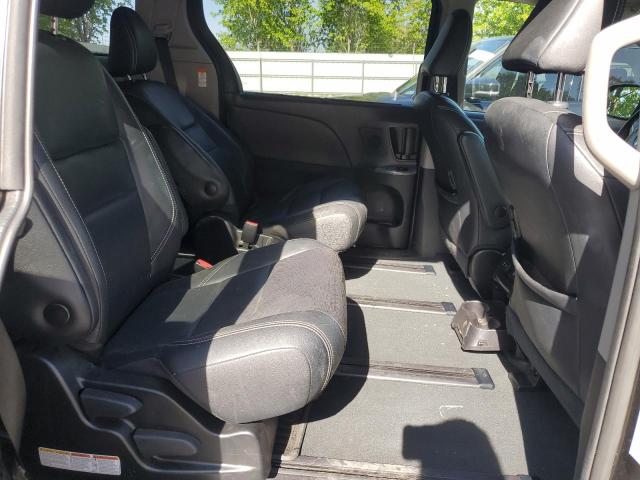 2019 TOYOTA SIENNA SE 5TDEZ3DC8KS225588