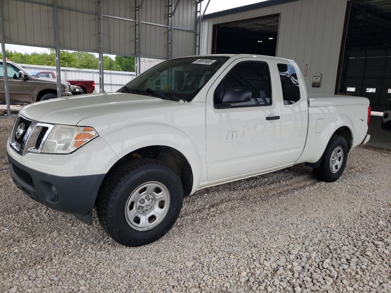 NISSAN FRONTIER S
