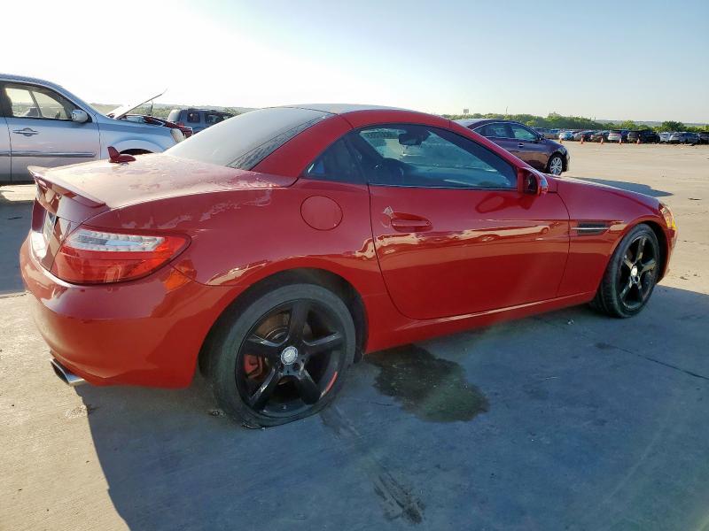 Vin: wddpk4ha8ff108049, lot: 56337355, mercedes-benz slk-class 250 20153