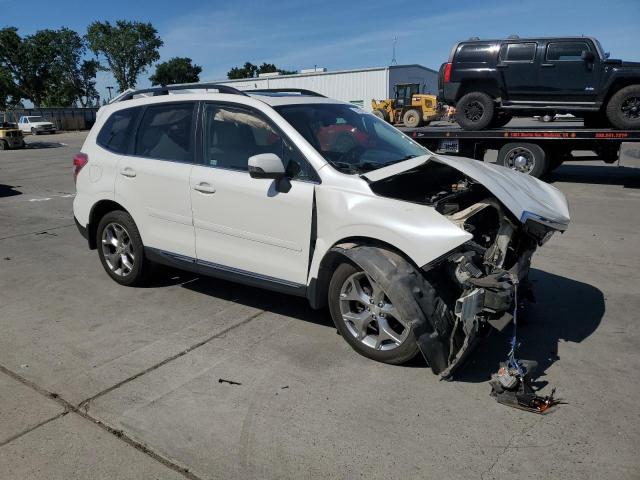 Vin: jf2sjaxc0gh523611, lot: 57267895, subaru forester 2.5i touring 20164