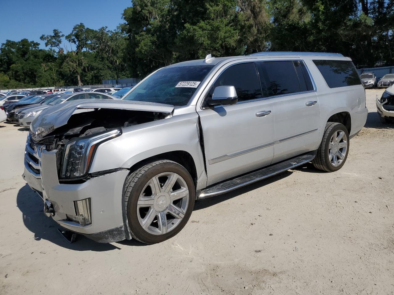 CADILLAC ESCALADE ESV LUXURY