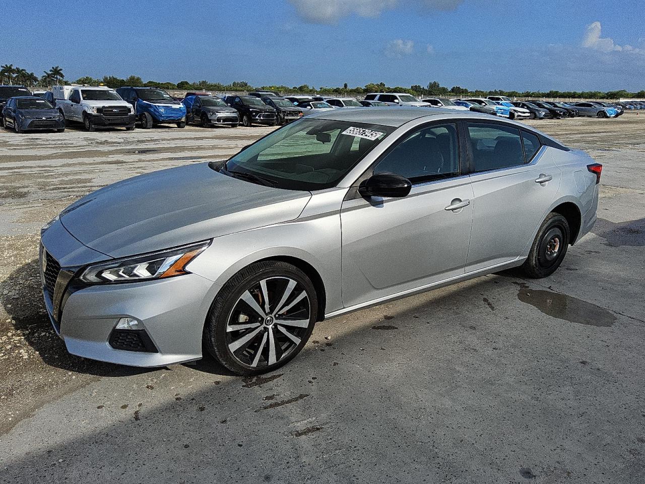 NISSAN ALTIMA SR