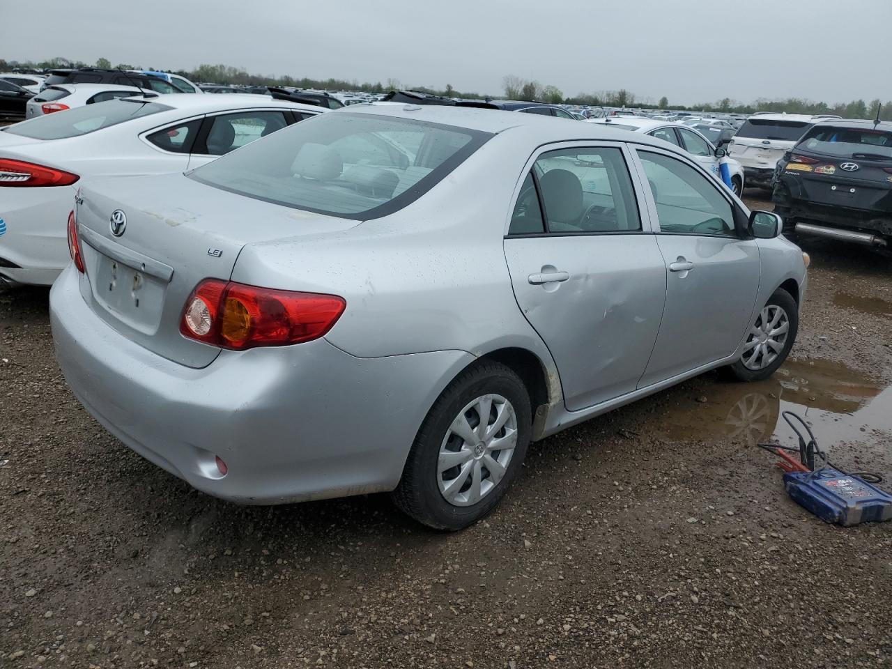 TOYOTA COROLLA BASE