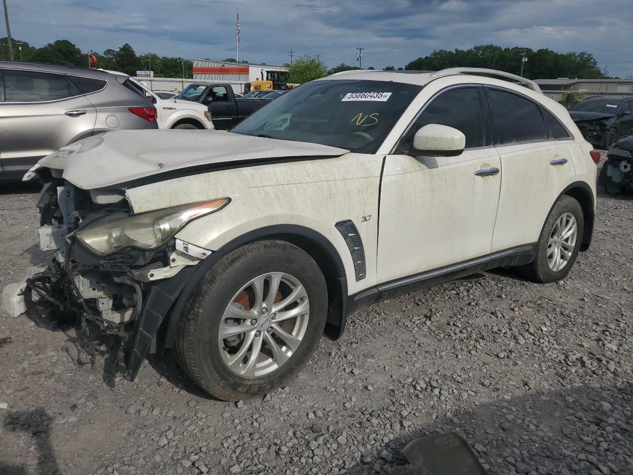INFINITI QX70