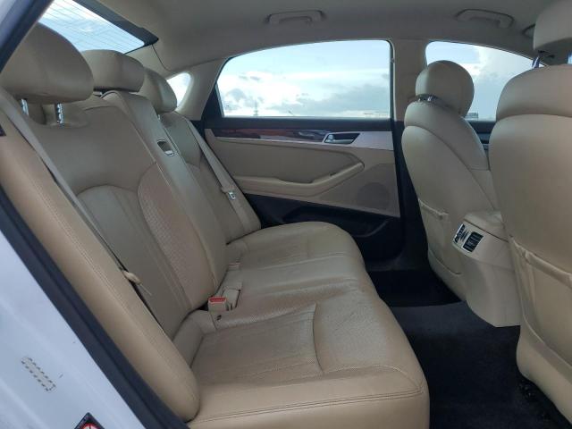 2015 HYUNDAI GENESIS 3. KMHGN4JE8FU074197