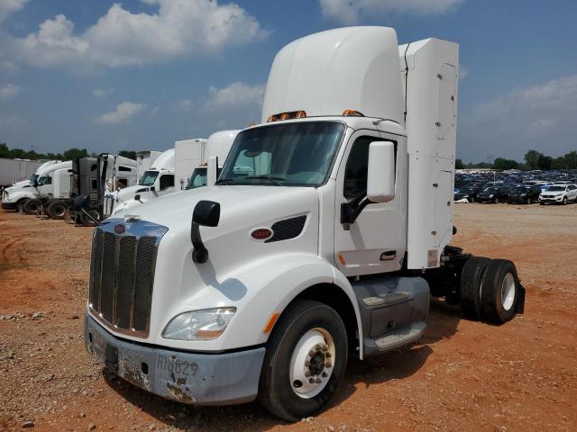 PETERBILT UNKNOWN 2017 white tractor compressed natural gas 1NPBAH8XXHD421467 photo #3