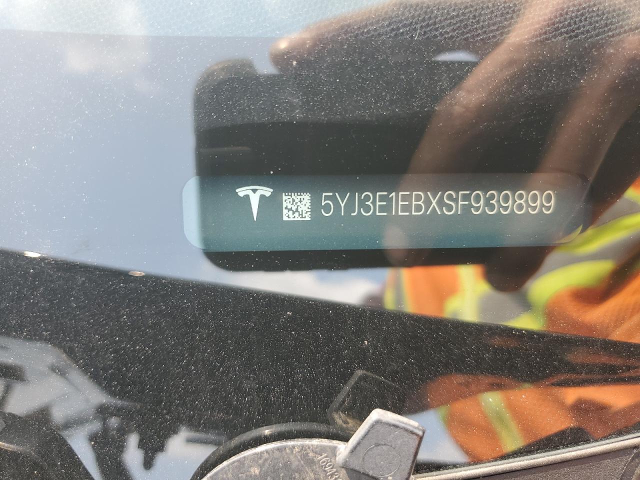 Tesla Model 3 2025
