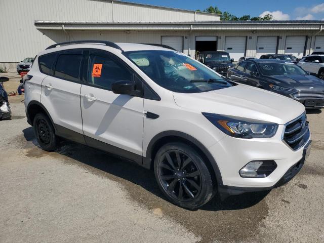 Vin: 1fmcu0gd8jud22000, lot: 56919545, ford escape se 20184