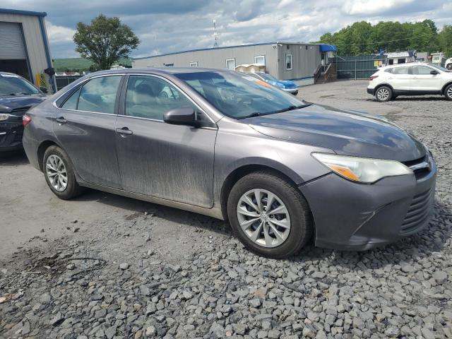 Vin: 4t1bf1fk0hu298829, lot: 58842085, toyota camry le 20174