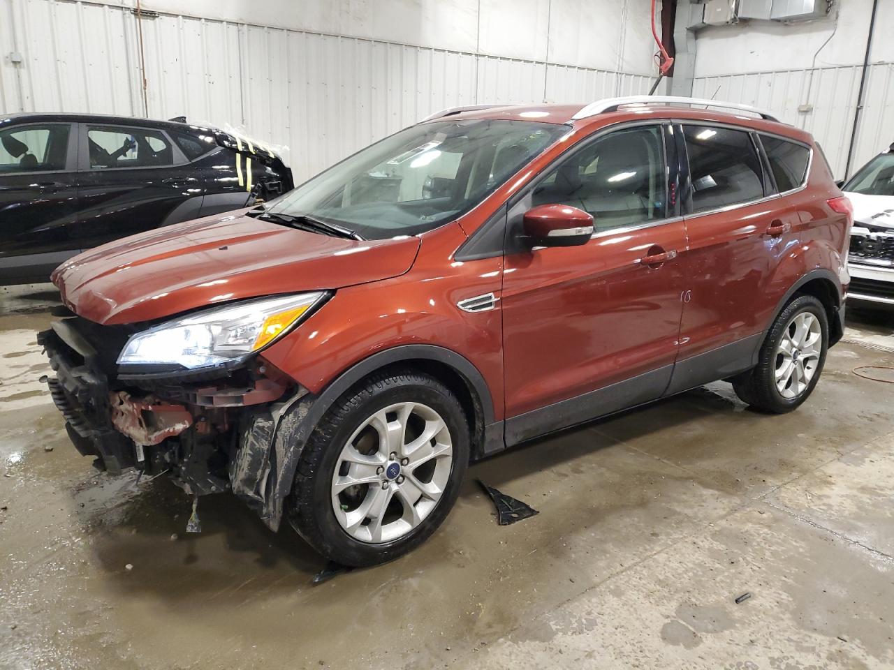 FORD ESCAPE TITANIUM