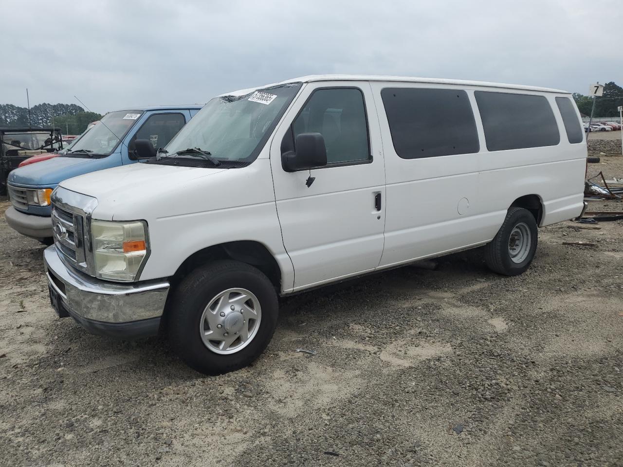 FORD ECONOLINE E350 SUPER DUTY WAGON