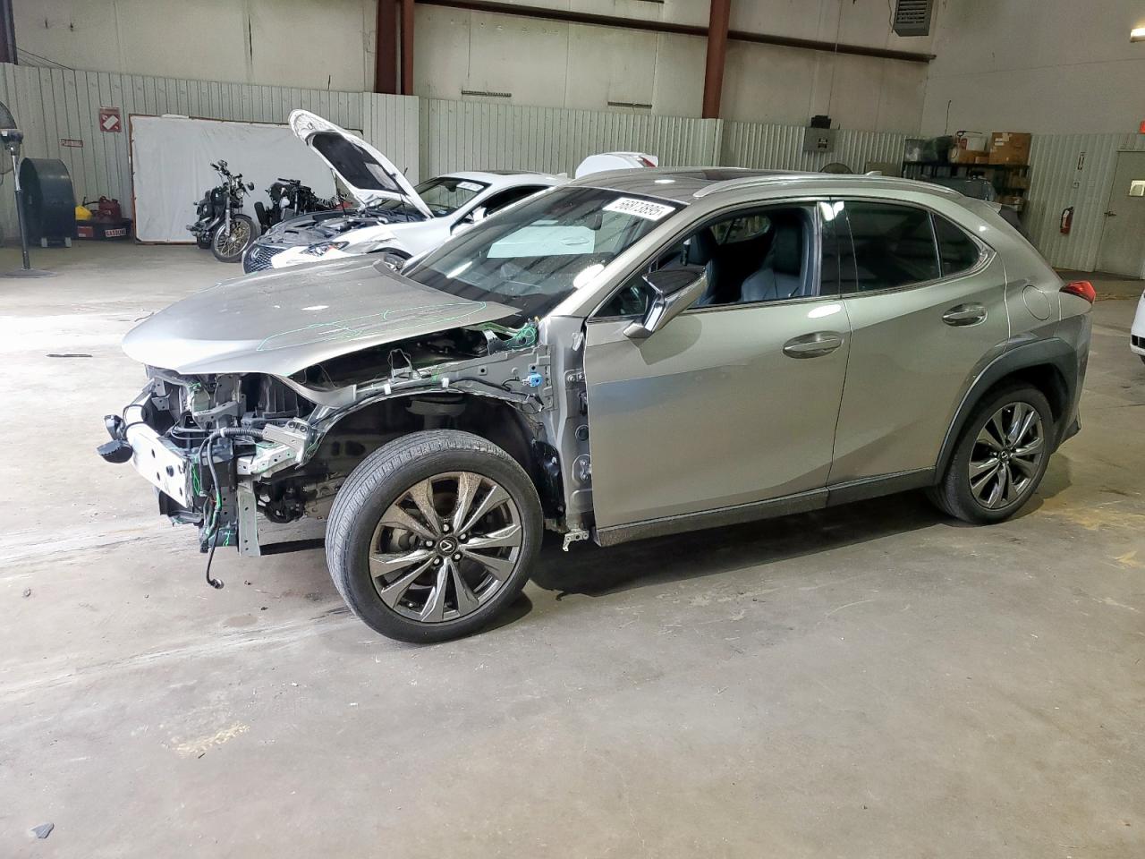 LEXUS UX 200