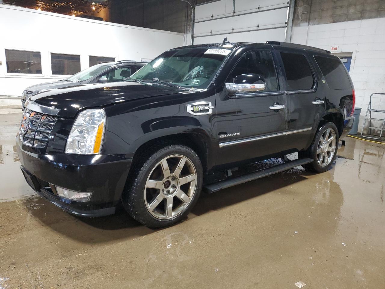 CADILLAC ESCALADE HYBRID