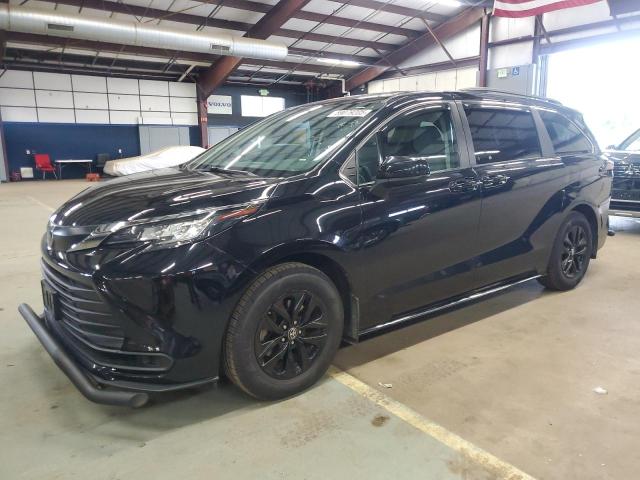 TOYOTA SIENNA LE