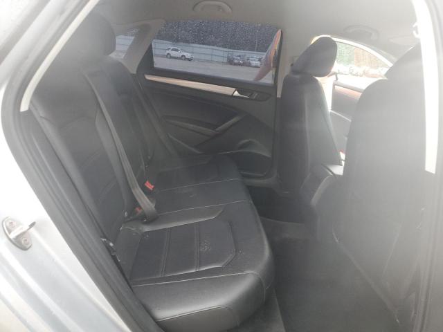 2015 VOLKSWAGEN PASSAT S 1VWAS7A31FC099917