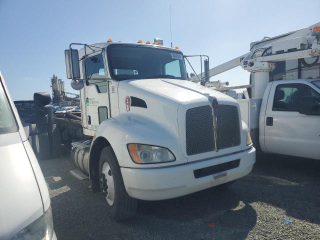 KENWORTH T370 2011 white  diesel 2NKHLN9X5BM295429 photo #1