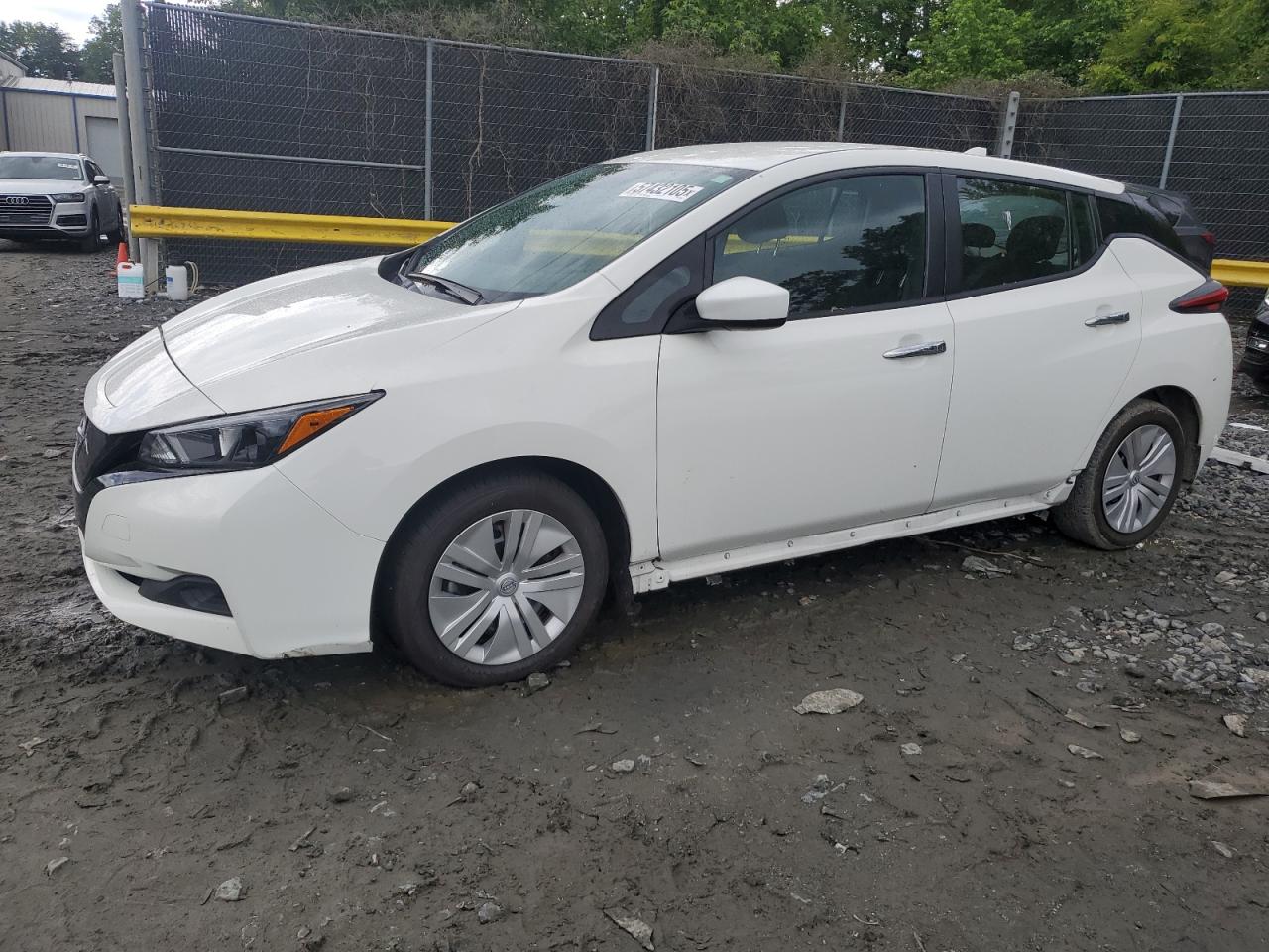 NISSAN LEAF S
