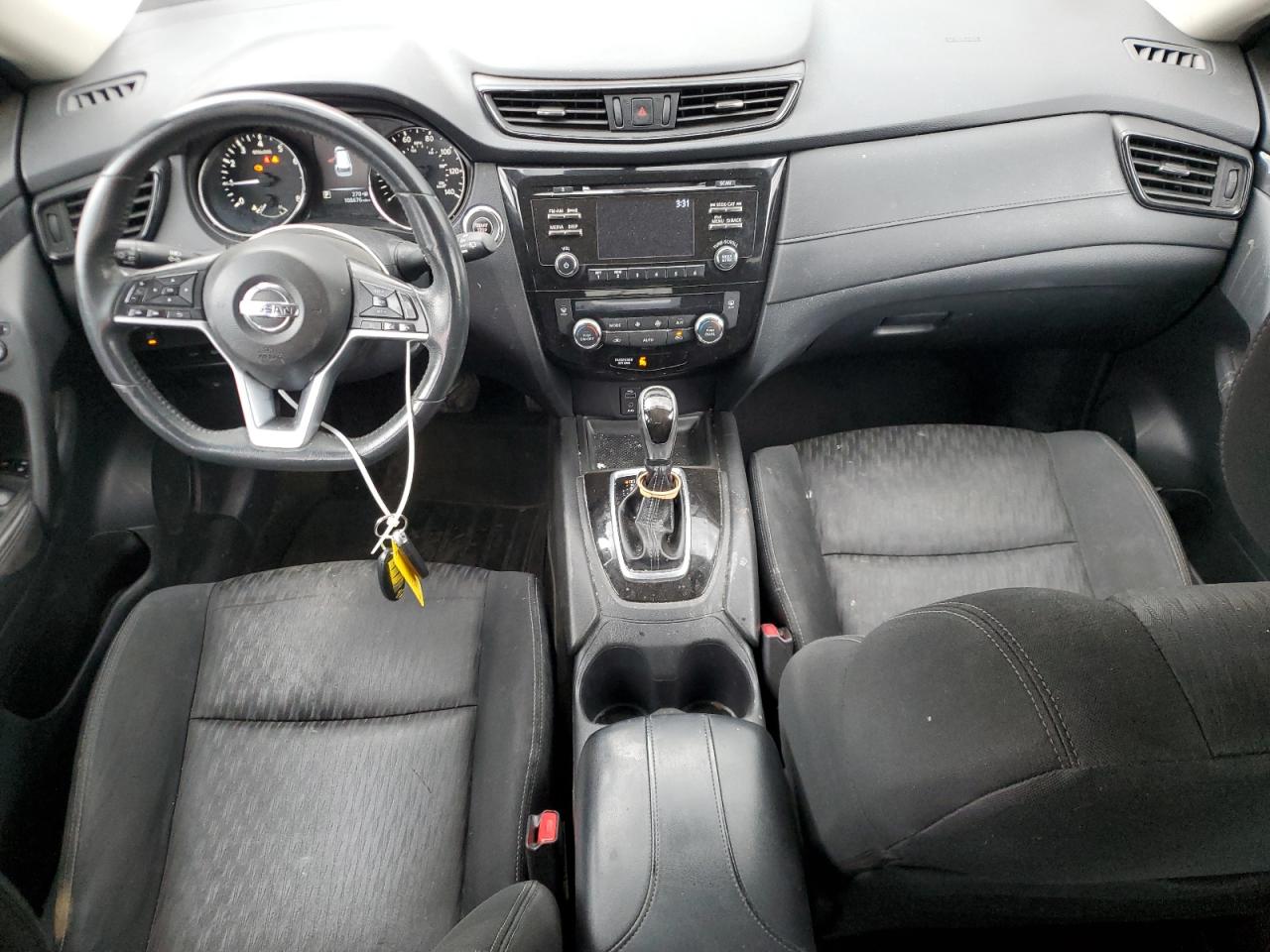 Nissan Rogue s 2017