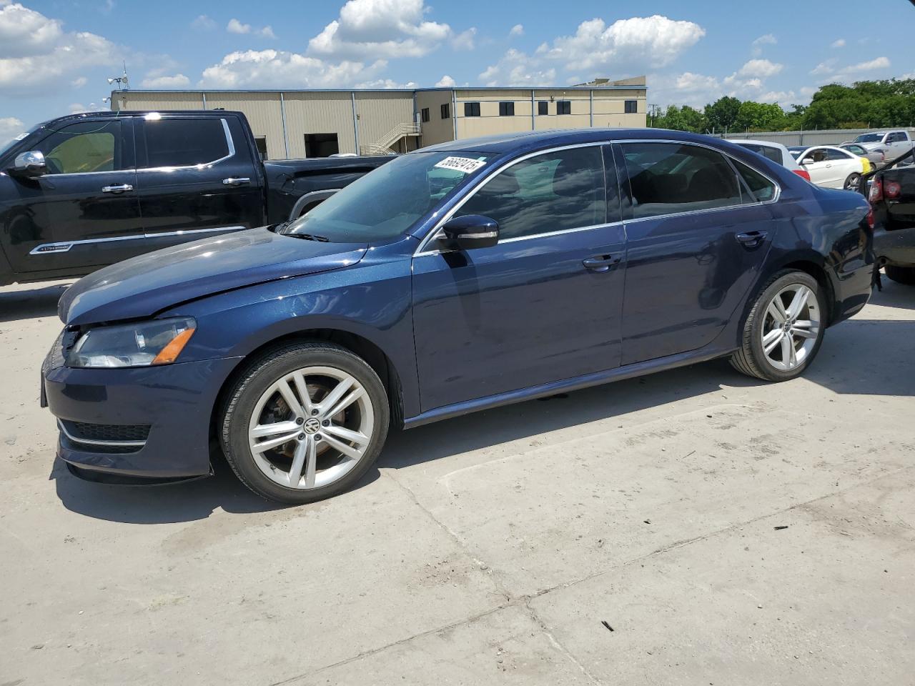 VOLKSWAGEN PASSAT SE