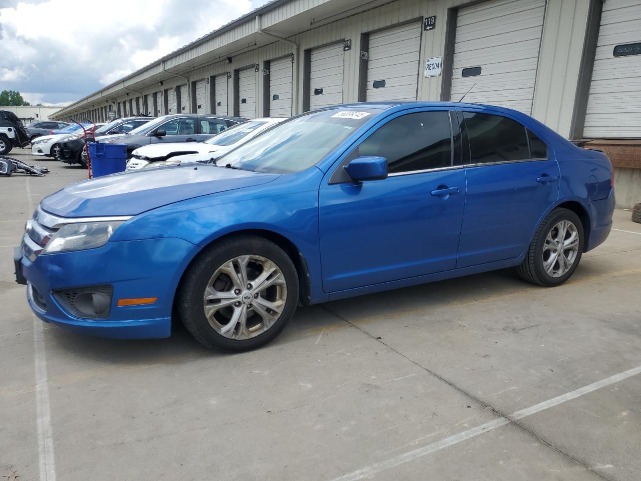 FORD FUSION SE