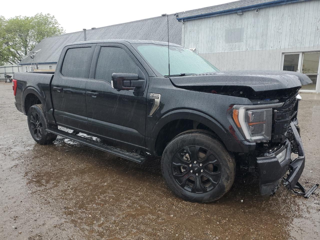 FORD F-150 SUPERCREW